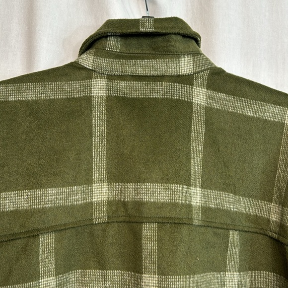 NWT Sonoma Green Plaid Shacket in Size 0X, 1X, 2X, 4X - Picture 10 of 16